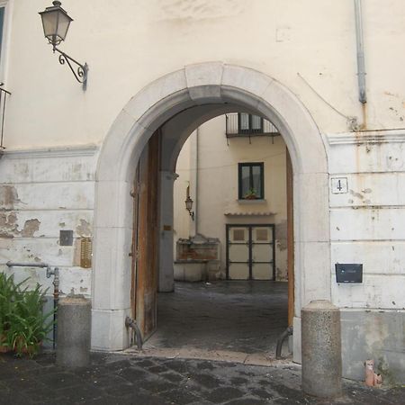 Il Guiscardo B&B ซาแลร์โน ภายนอก รูปภาพ
