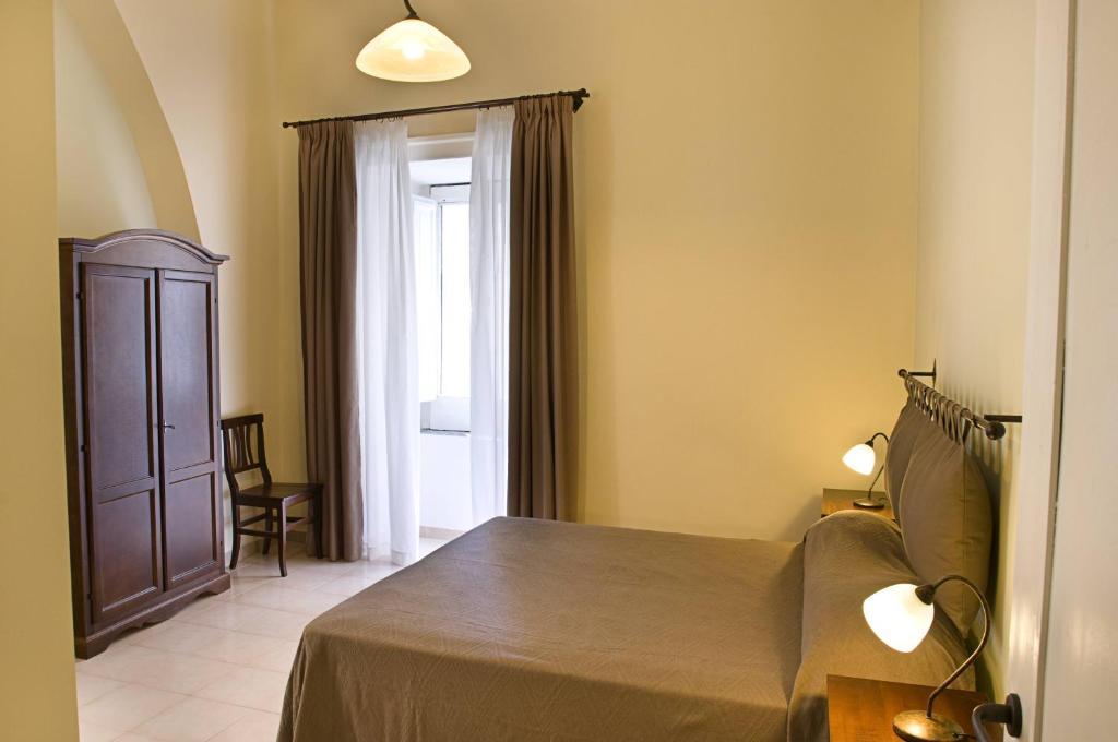 Il Guiscardo B&B ซาแลร์โน ห้อง รูปภาพ