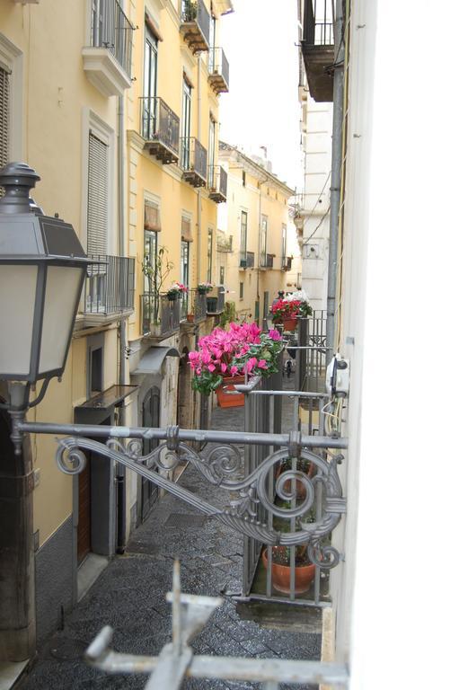 Il Guiscardo B&B ซาแลร์โน ภายนอก รูปภาพ