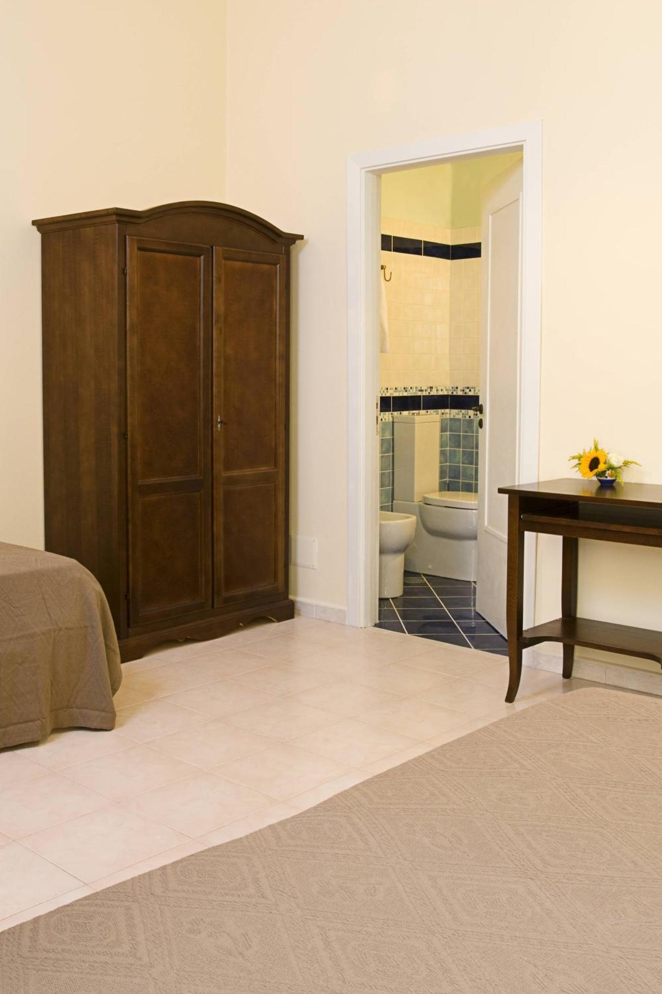 Il Guiscardo B&B ซาแลร์โน ภายนอก รูปภาพ